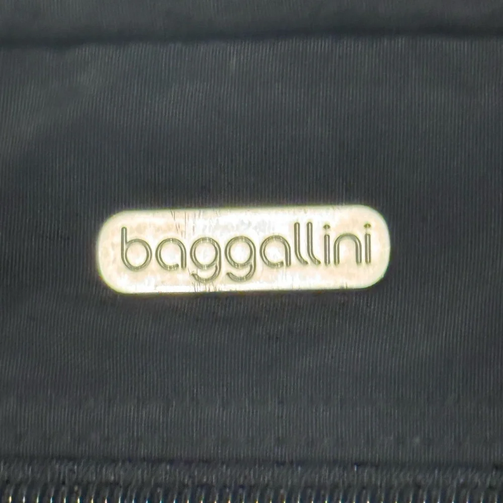 Baggallini Black Messenger Bag adjustable